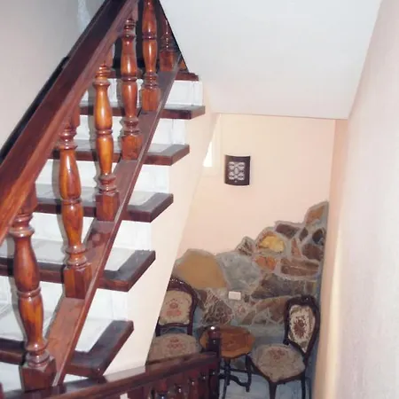 Casa Blanca *